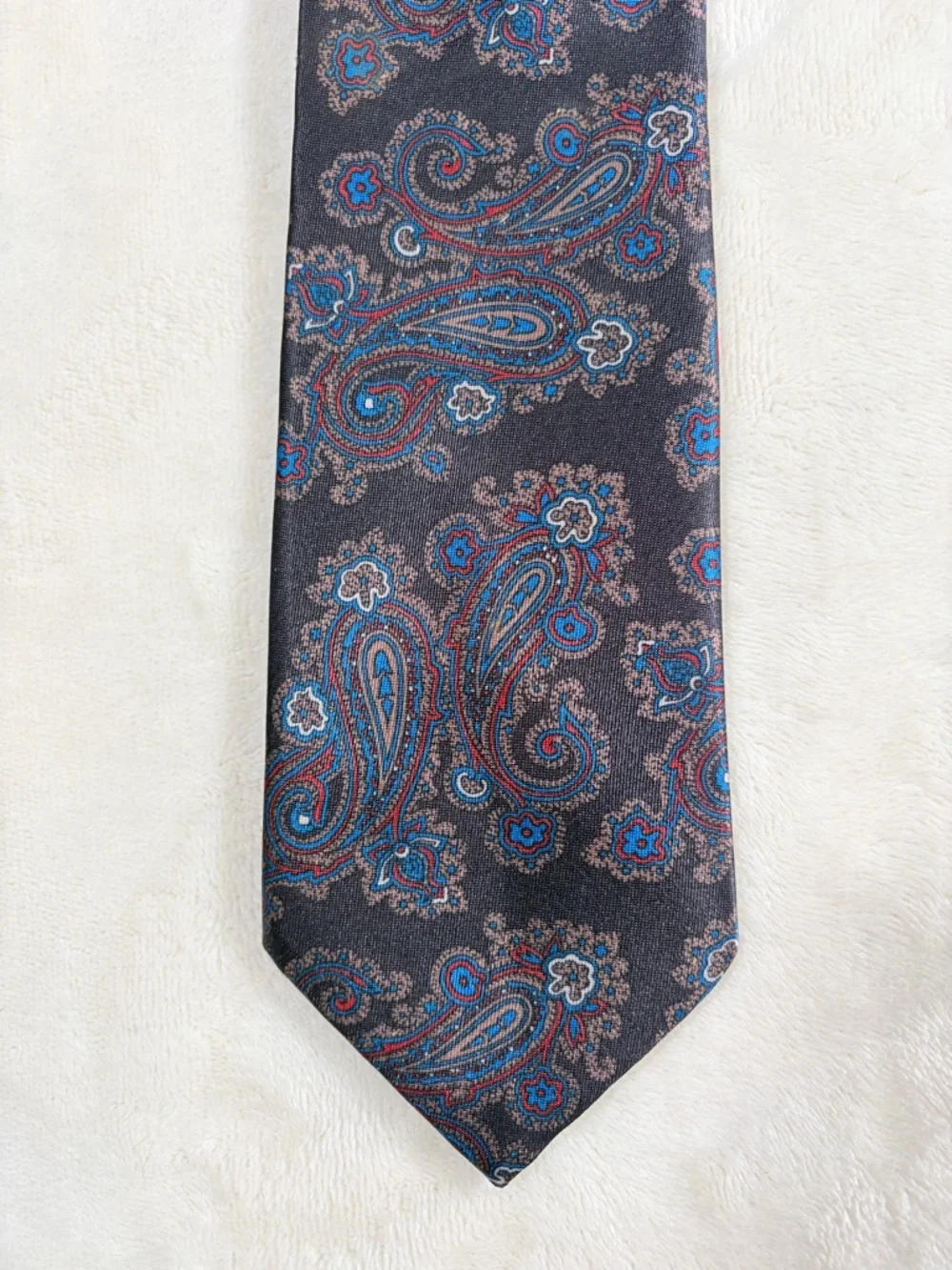 Adolfo men paisley